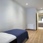 Rent 3 bedroom apartment of 90 m² in Barcelona