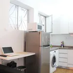 Rent 1 bedroom apartment of 55 m² in porto