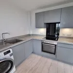 Rent 2 bedroom flat in Salford