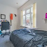 Rent 4 bedroom flat in West Midlands