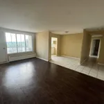 4 bedroom apartment of 871 sq. ft in Montreal