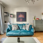 Rent 1 bedroom apartment of 689 m² in Paris