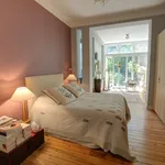  maison avec 6 chambre(s) en location à Ixelles