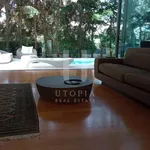 Rent 4 bedroom house of 420 m² in Glyfada