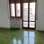 Affitto 2 camera appartamento di 80 m² in Mola di Bari