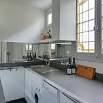 Appartement de 340 m² avec 1 chambre(s) en location à Paris