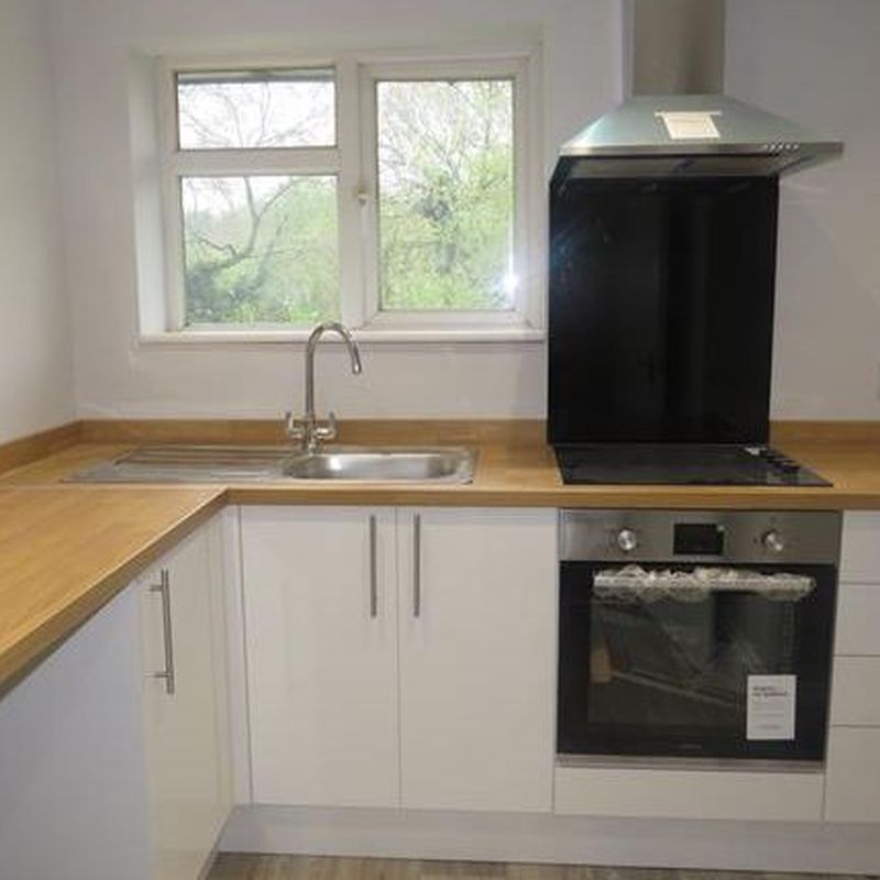 Flat to rent in Bridgnorth Road, Wightwick, Wolverhampton WV6 Castlecroft
