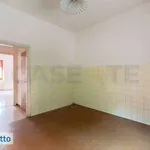 Rent 2 bedroom apartment of 77 m² in Milan