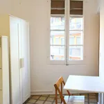 Rent 4 bedroom apartment in Barcelona