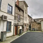 Rent 1 bedroom apartment of 17 m² in EN CHAMPAGNE