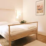 Miete 2 Schlafzimmer wohnung von 861 m² in Vienna