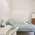 Rent a room in lisbon