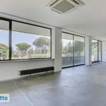 Affitto 5 camera casa di 300 m² in Rome