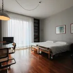 Miete 3 Schlafzimmer wohnung von 42 m² in Frankfurt am Main