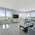 Rent 2 bedroom apartment of 162 m² in New York