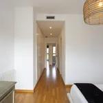 Alquilo 4 dormitorio apartamento de 150 m² en Valencia