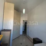 Affitto 5 camera appartamento di 102 m² in Napoli