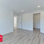 Appartement à Louer - 60A,Place Terrasse-Boucher, Pincourt - 24 photos | Logis Québec