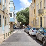 Rent 3 bedroom apartment of 76 m² in Lisbon