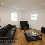 Rent 2 bedroom house in Kirklees