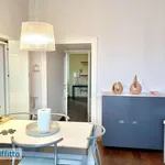 Rent 2 bedroom apartment of 51 m² in Milan