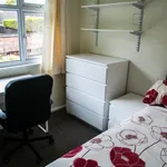 Rent 6 bedroom house in West Midlands