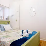 Rent 1 bedroom apartment in Lisbon