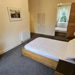 Rent 4 bedroom flat in Edinburgh  South