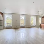 Appartement de 109 m² avec 4 chambre(s) en location à Paris