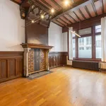 Maison de 550 m² avec 6 chambre(s) en location à Antwerp