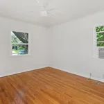 Rent 4 bedroom apartment of 173 m² in Los Angeles