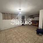 Rent 4 bedroom apartment of 250 m² in Alcalá de Henares