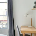 Rent 3 bedroom apartment of 45 m² in Paris