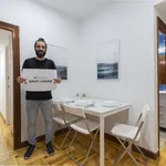 Rent a room of 118 m² in madrid