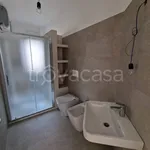 Rent 3 bedroom apartment of 90 m² in Milano