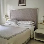 Rent 5 bedroom apartment of 75 m² in Desenzano del Garda