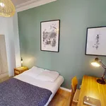 Rent a room of 84 m² in Bordeaux