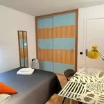 Rent a room of 100 m² in barcelona