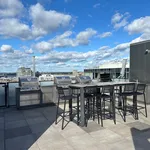 Appartement de 796 m² avec 5 chambre(s) en location à Montreal