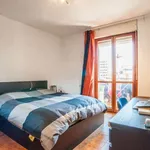 Rent a room of 70 m² in rome