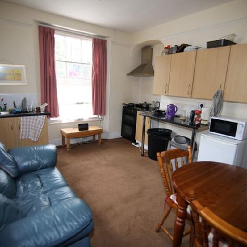 Room to rent in Newport Street, Tiverton EX16