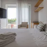 Rent a room in porto