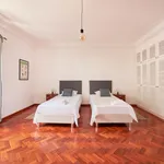 Rent 7 bedroom apartment in Lisbon