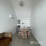 Rent 8 bedroom house of 800 m² in Phuket