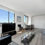 Rent 2 bedroom apartment in Manhattan