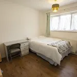 Rent 5 bedroom flat in West Midlands