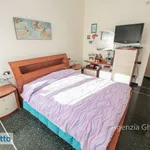 Affitto 2 camera appartamento di 65 m² in Genoa