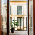 Rent 5 bedroom apartment in Barcelona