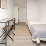 Rent a room in porto