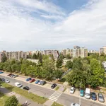 Pronajměte si 4 ložnic/e byt o rozloze 76 m² v troja